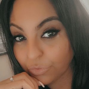 Meet your Posher, Paula